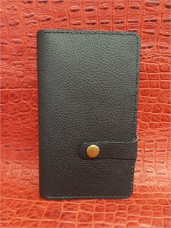 Портмоне ручной работы. Цвет чёрный. На кнопке 2075