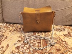 Сумка женская через плечо кросс-боди натуральная кожа, тёмно-жёлтая 2083