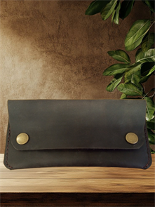 {{photo.Alt || photo.Description || 'Кошелек из натуральной кожи наличные, 2 карты. Коричневый'}}