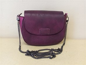 {{photo.Alt || photo.Description || 'Сумка женская через плечо кросс-боди натуральная кожа, Тёмно - розовая.'}}