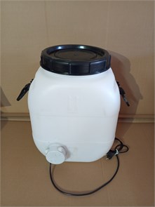 {{photo.Alt || photo.Description || 'Бак для душа 51 л с подогревом. Белый'}}